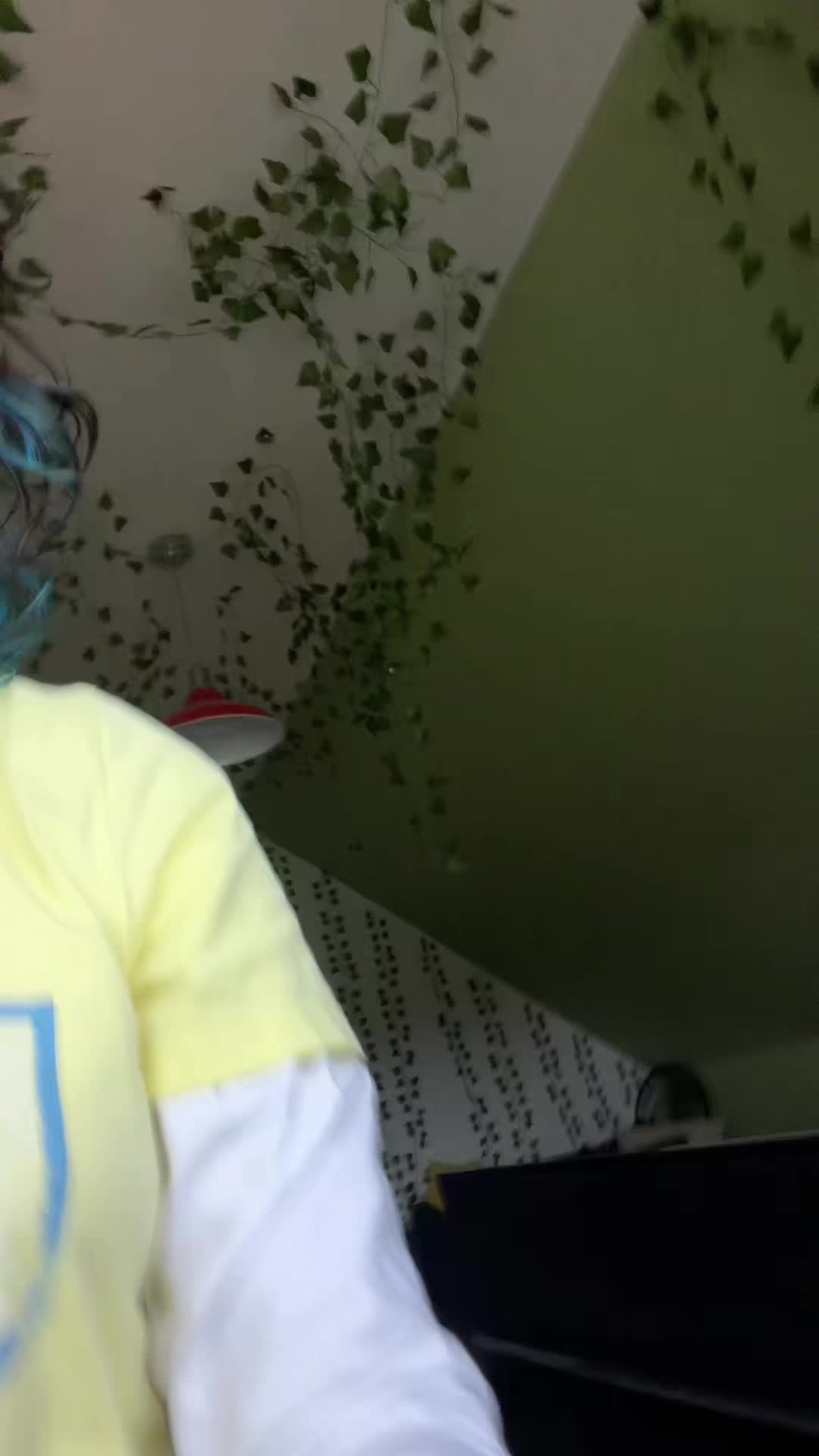 @whois_fenja