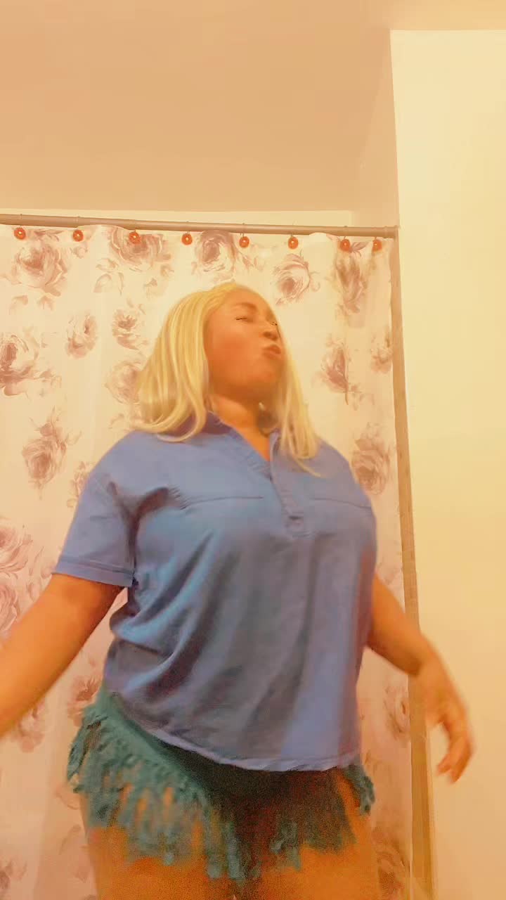 @Naomi💋🥰😍