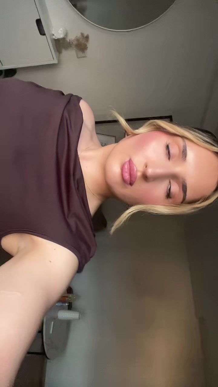 @Alexandra-Maria:)