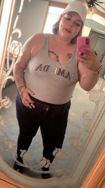 @PlusSizeFitz 💜😈