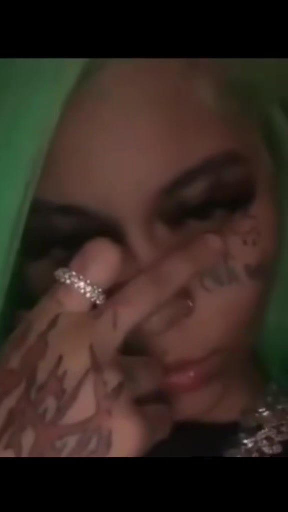 @🚬