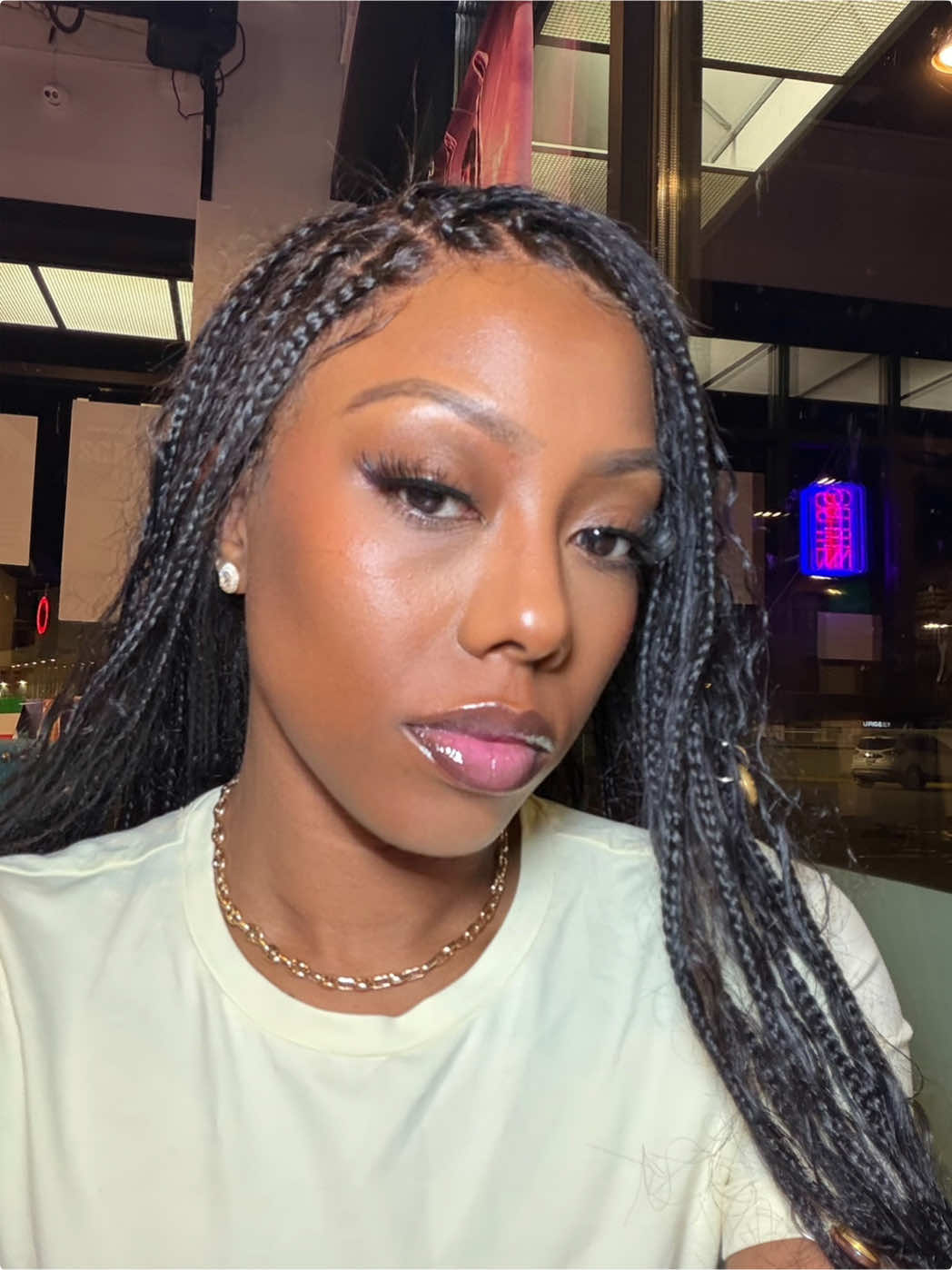 @charismainbloom