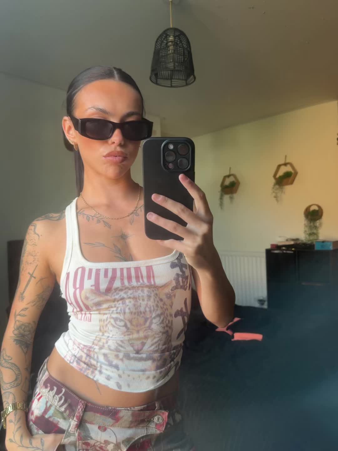 @kehlaniwebsterr