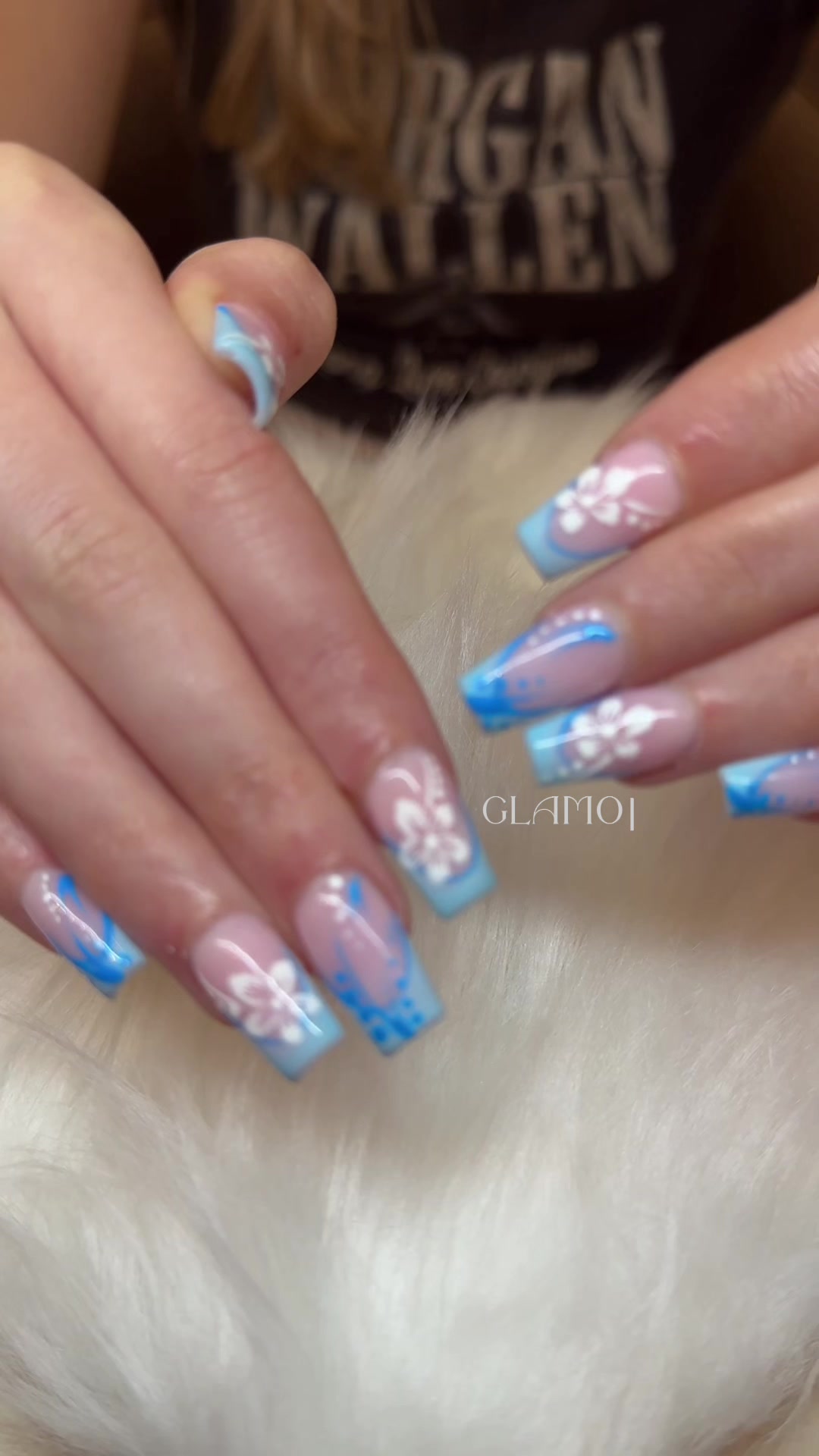 @Glamorous Nails & Spa