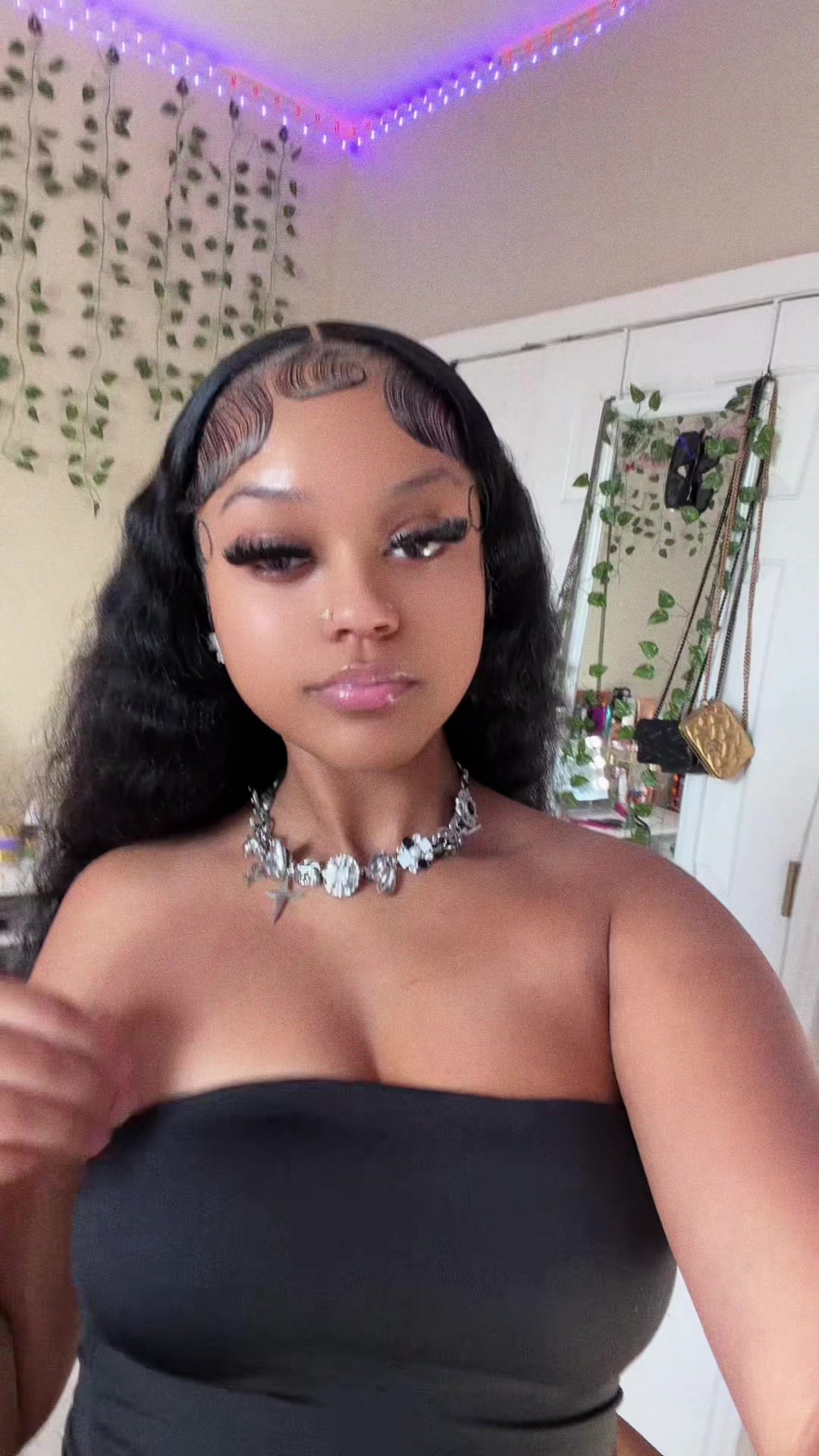 @doll .