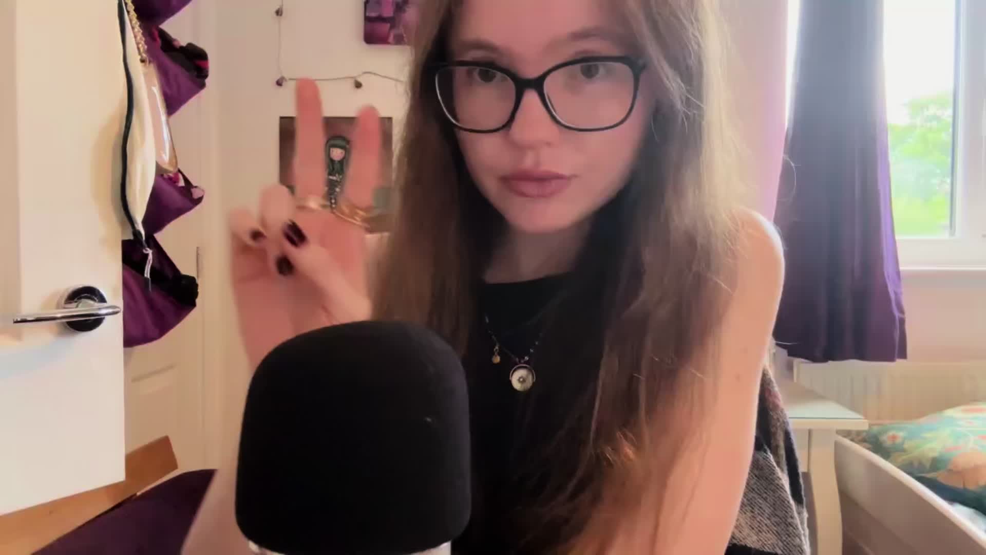 @Rebecca🪼
