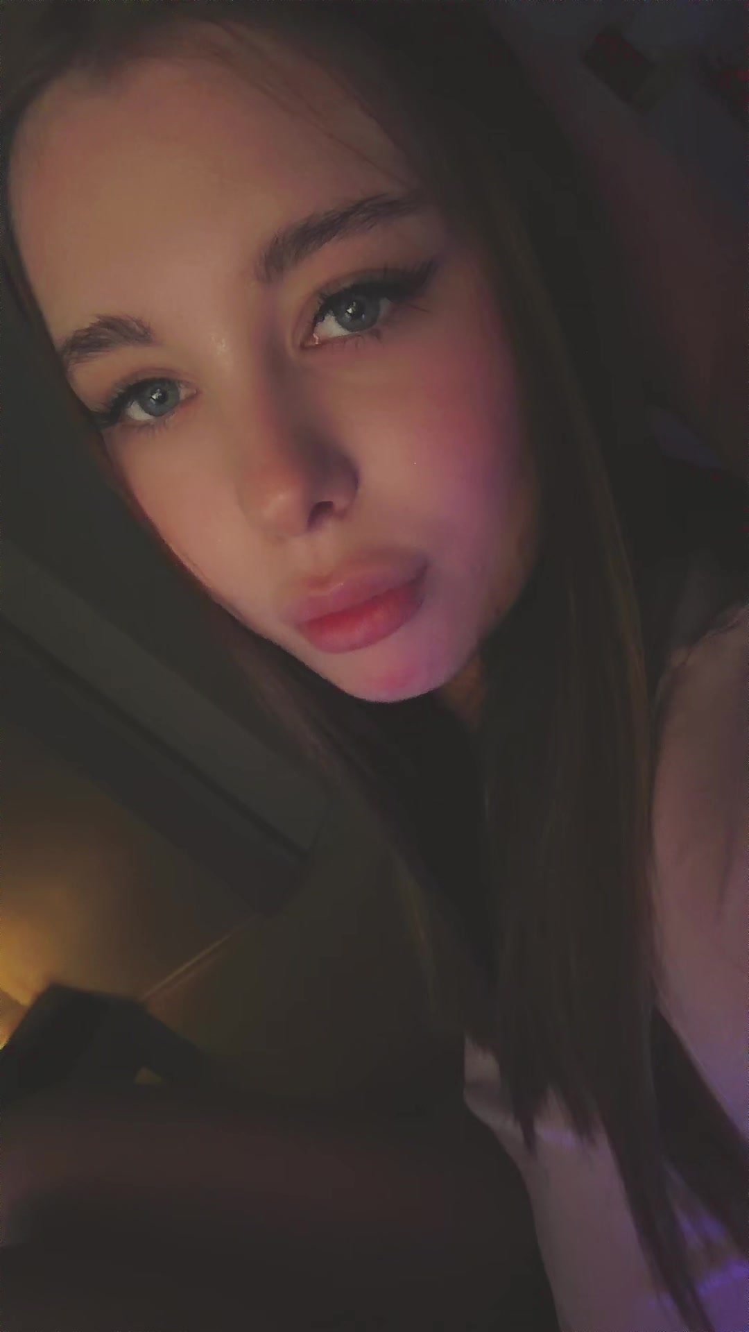 @dashulikkv
