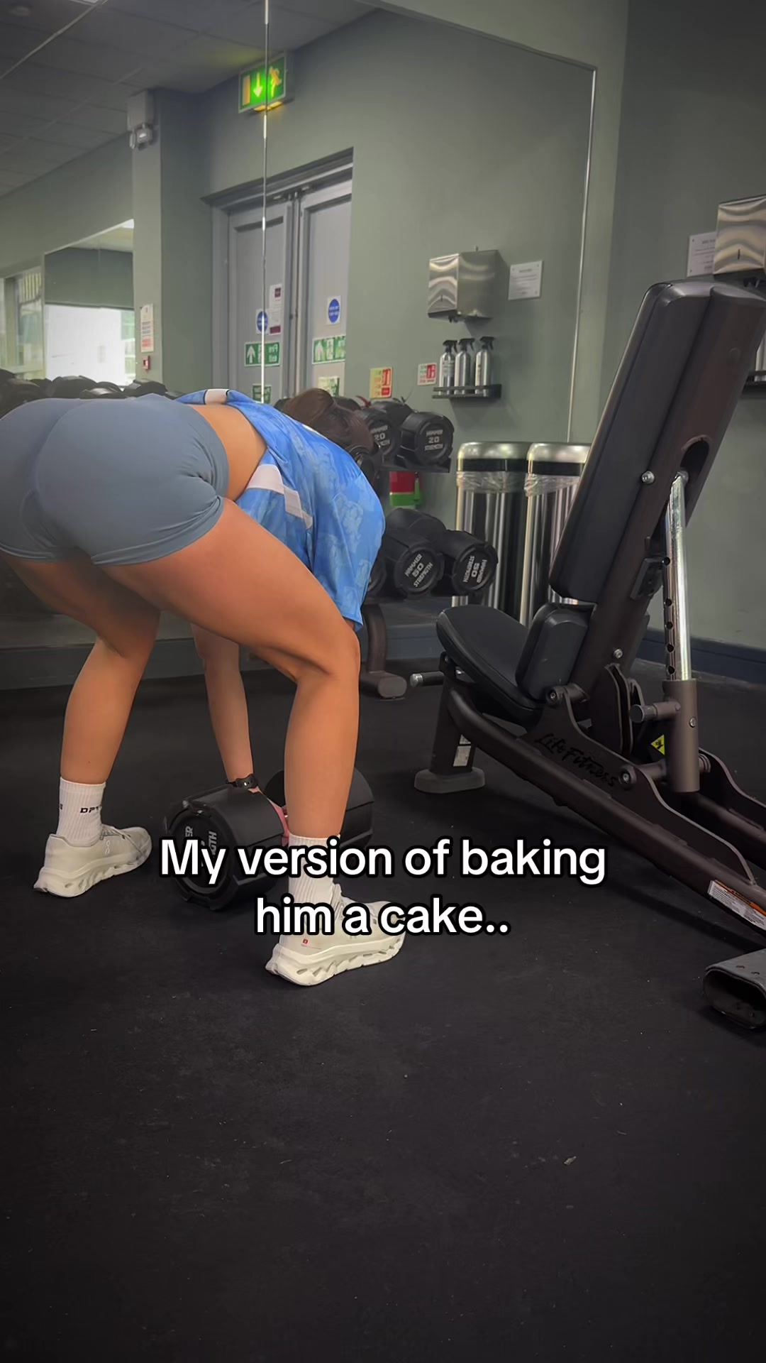 @Holl