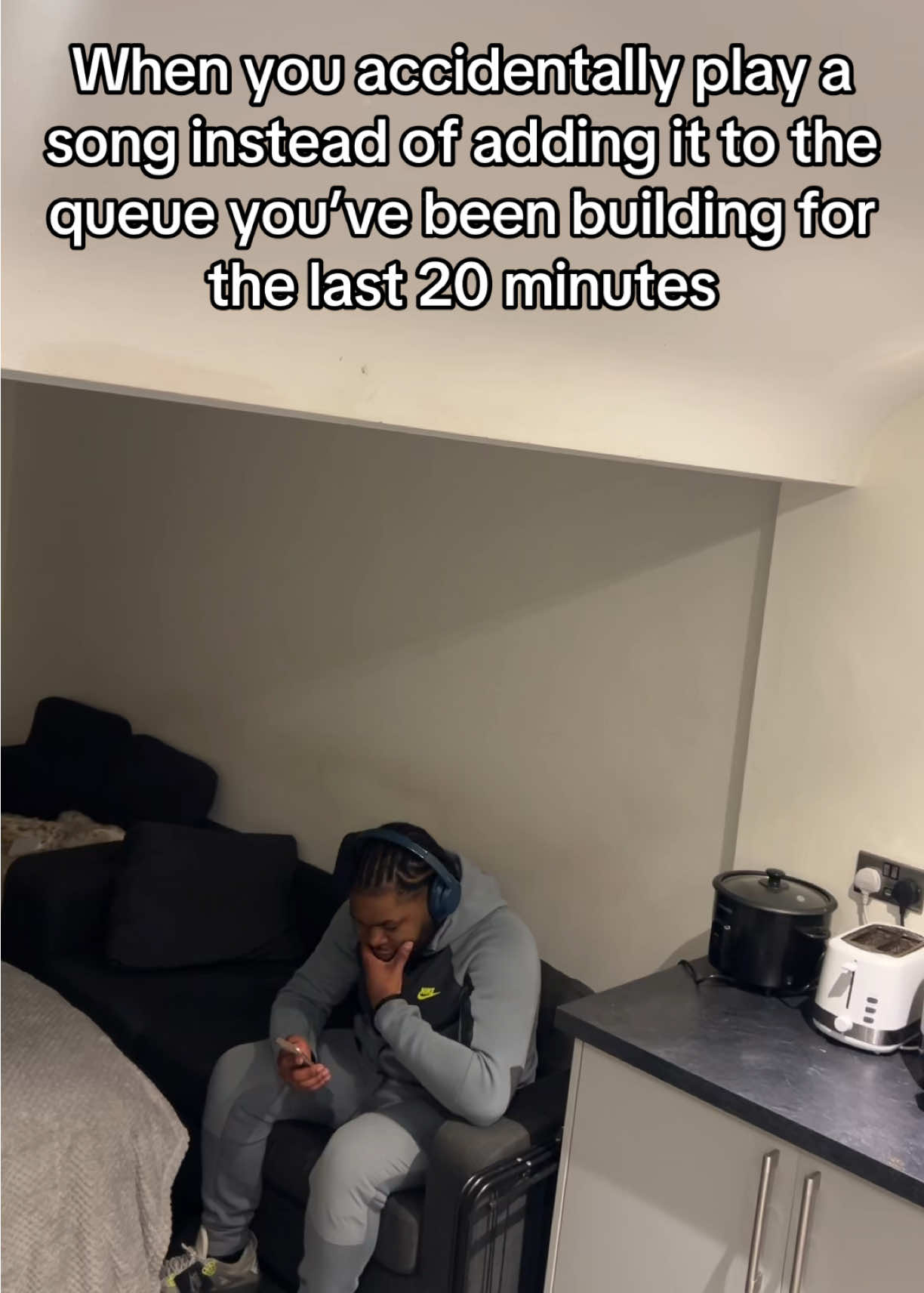 @solonumbanine
