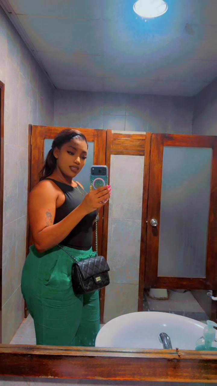 @Dalylapeste