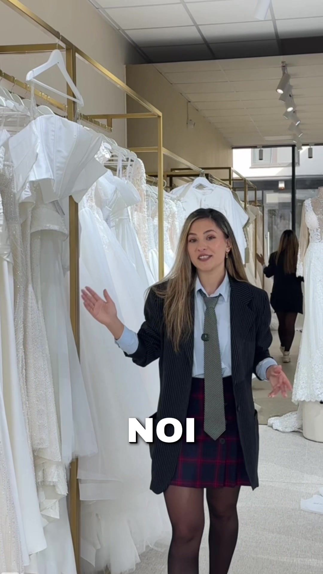 @Elise Bride_ro
