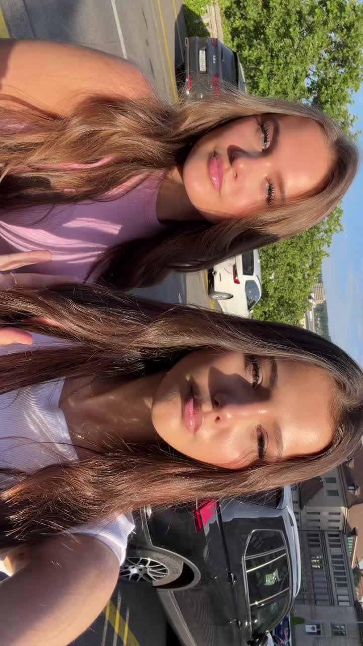 @👯&zwj;♀️