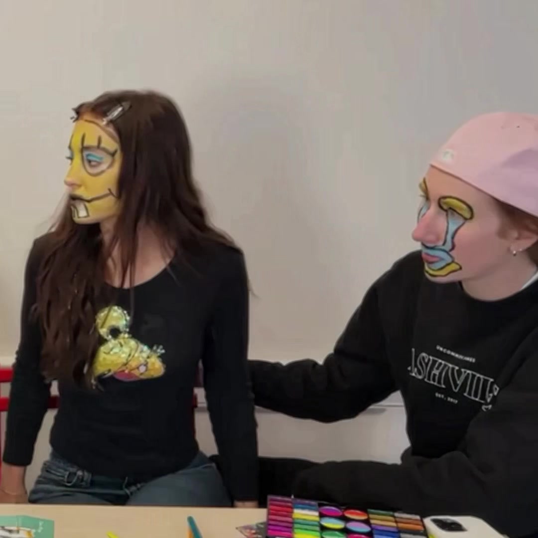 @felineza