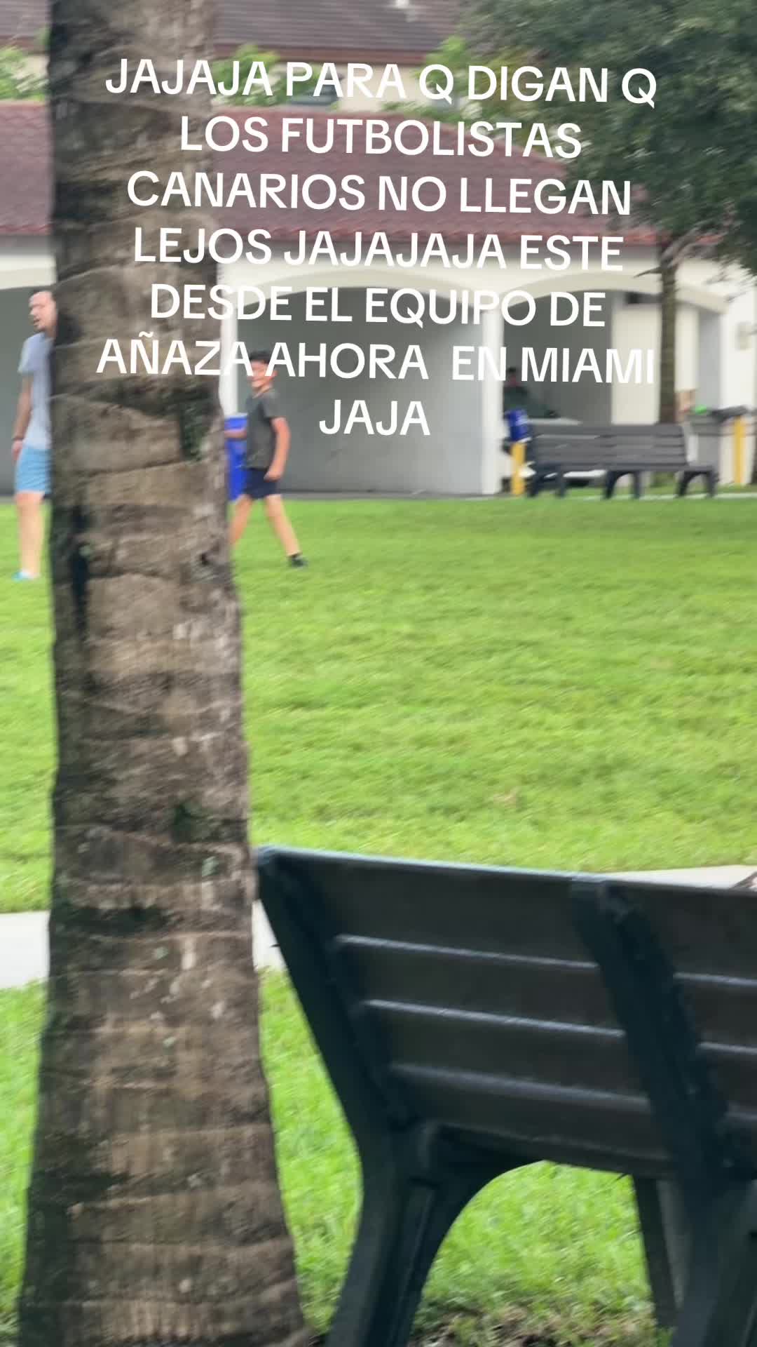 @Ágata González