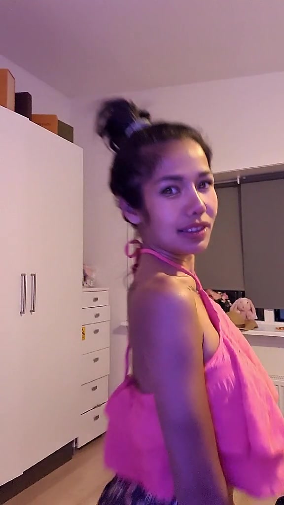 @MissKhdk🇰🇭🇩🇰