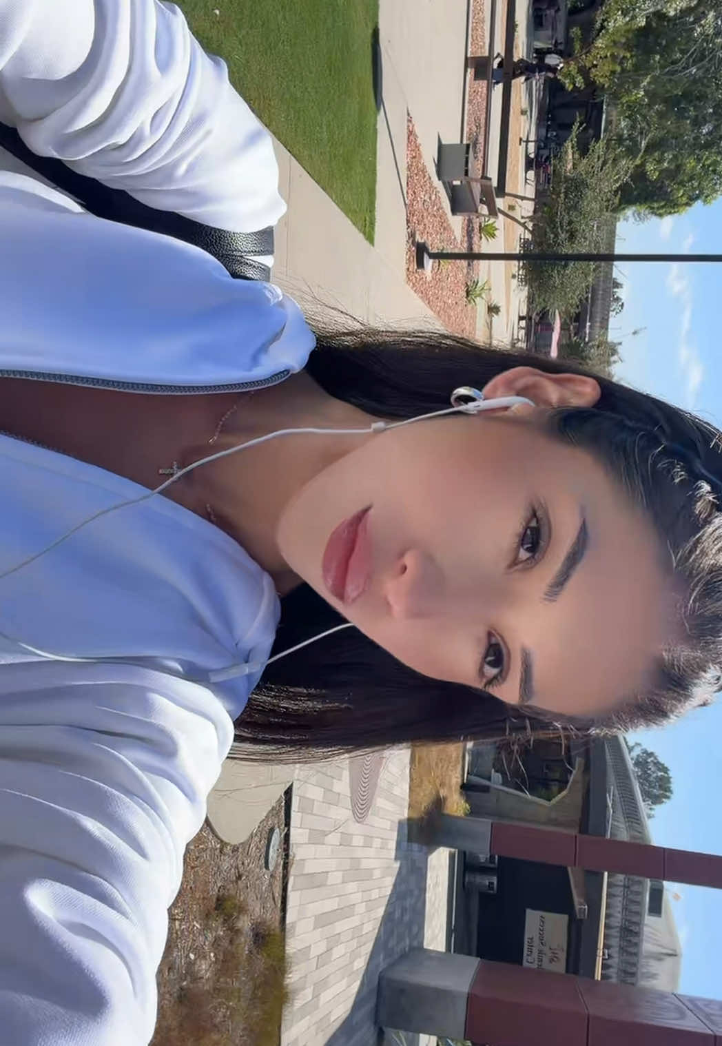 @Dest ⭐️