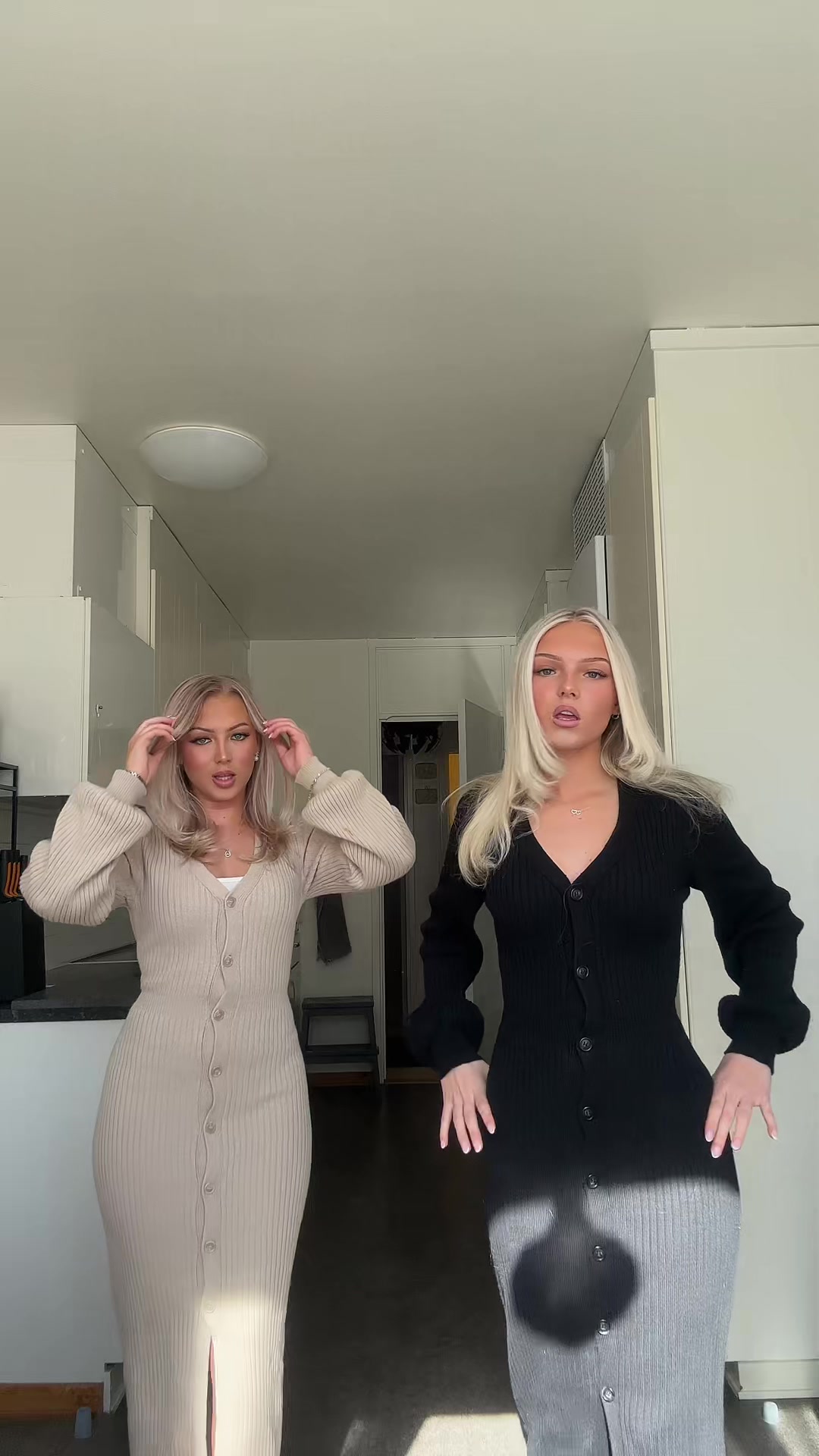 @Elina