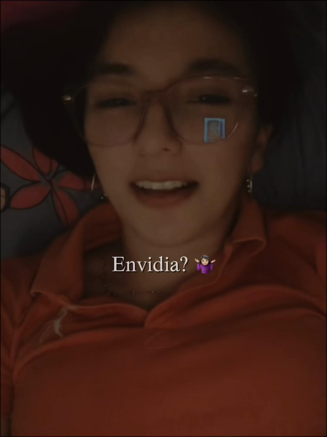 @Ximena C. 🤍