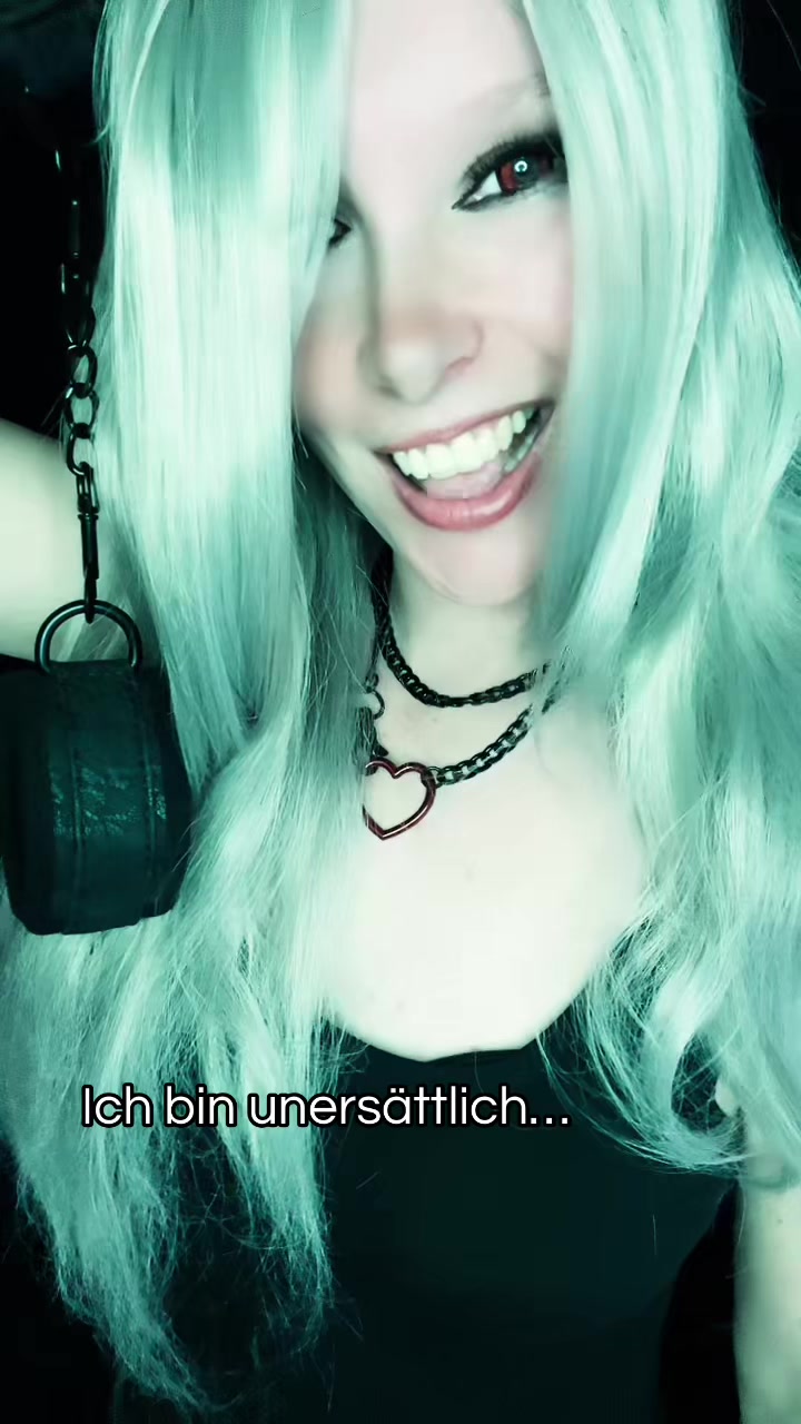 @MrsPuckiii 😈