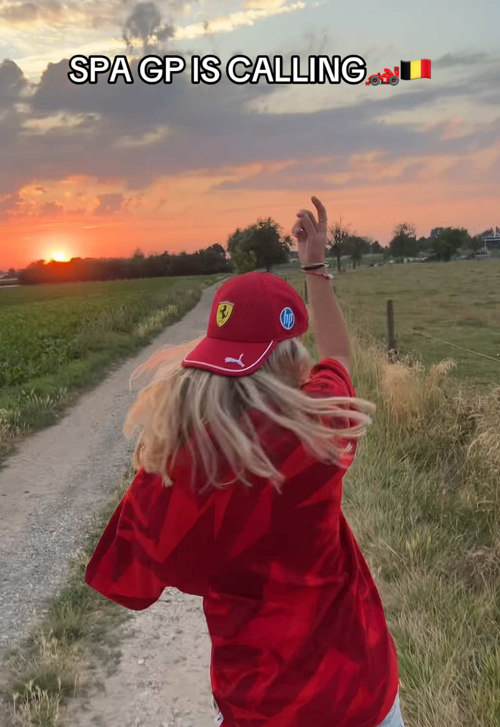 @Elineee 🏎️