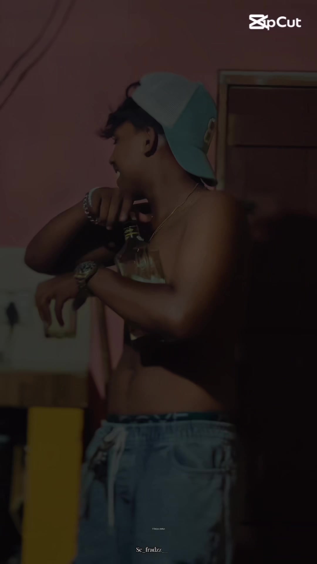 @𝐂𝐡𝐚𝐭𝐡𝐮𝐳𝐳__💸🇮🇹