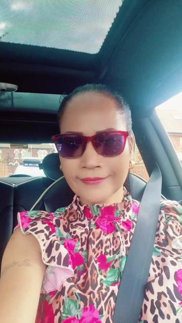 @Lovely Naam 😘😘