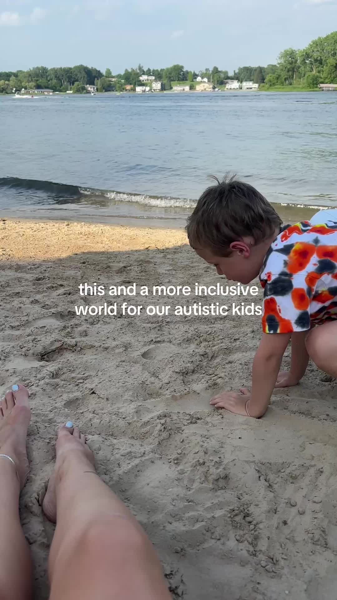 @Luci ☆ autism advocate & mom