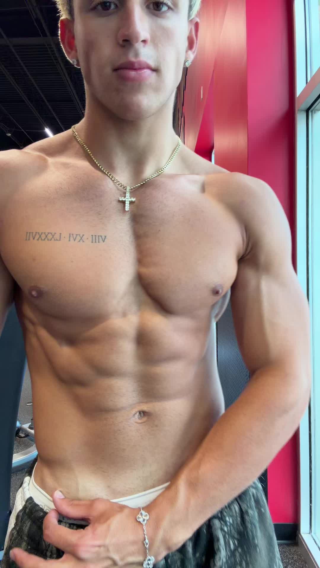 @notluis21