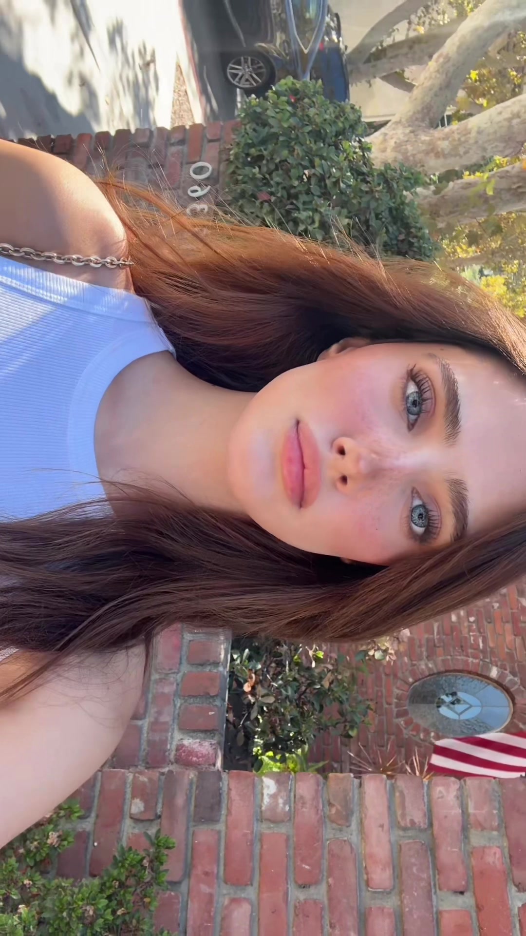 @vania