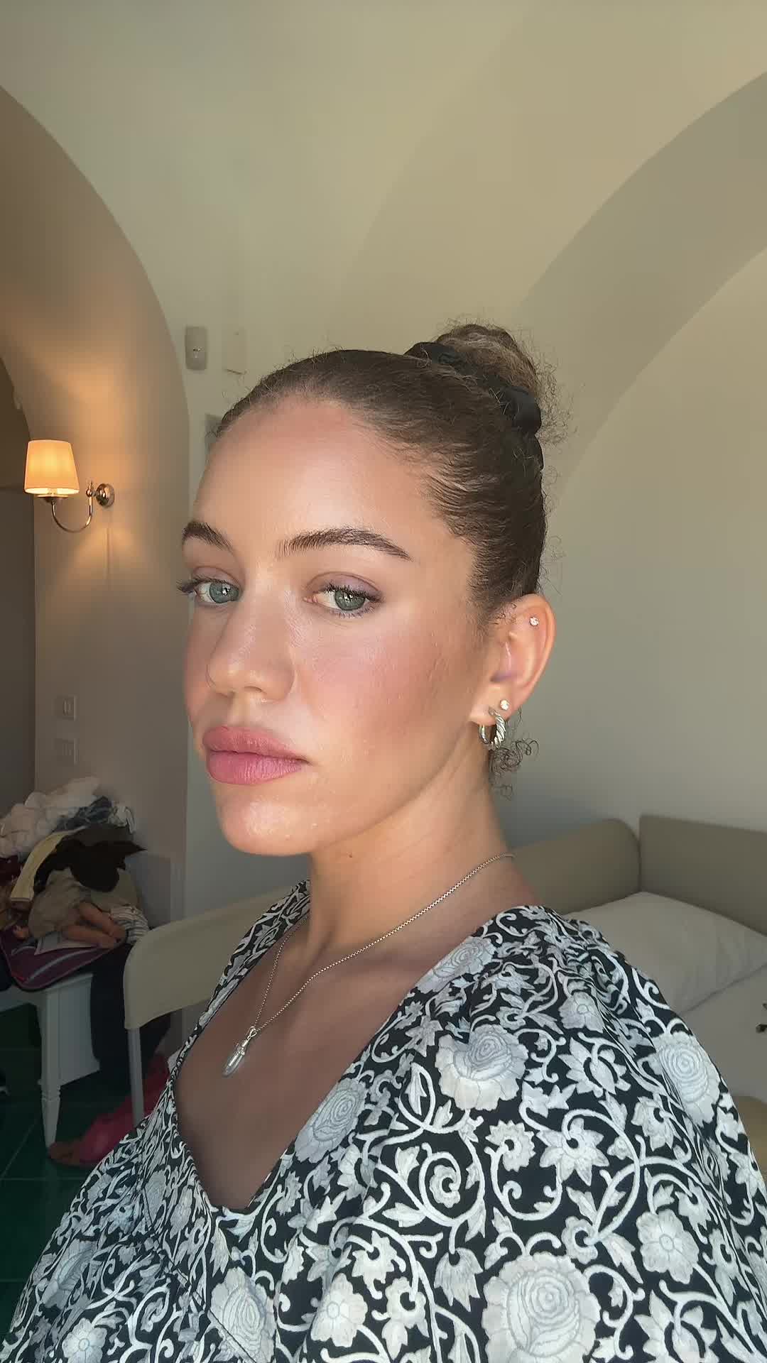 @Nina 🌹