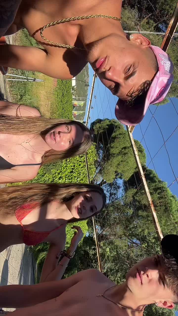 @Aitana