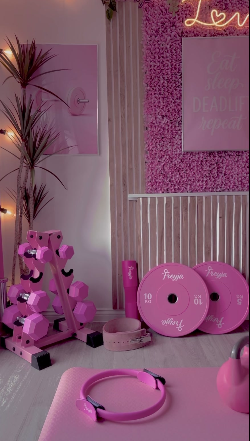 @PerfectPinkHousebyKristina