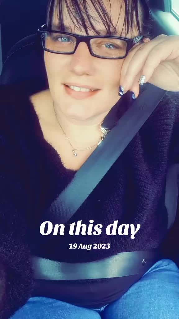 @💜💜💜💜 🏴