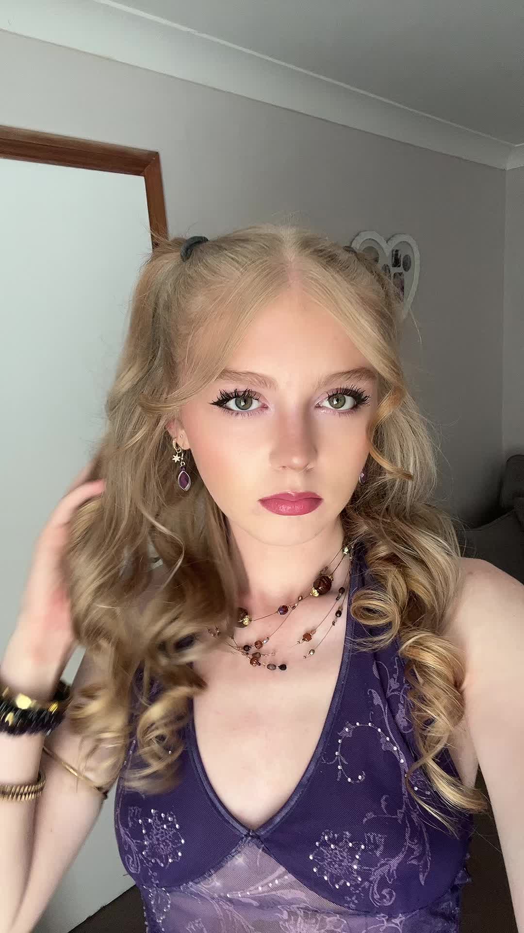@t⁸