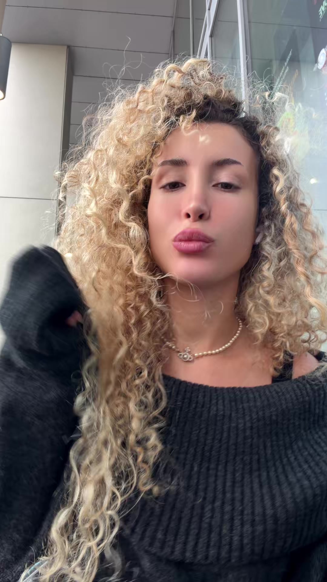 @Curly