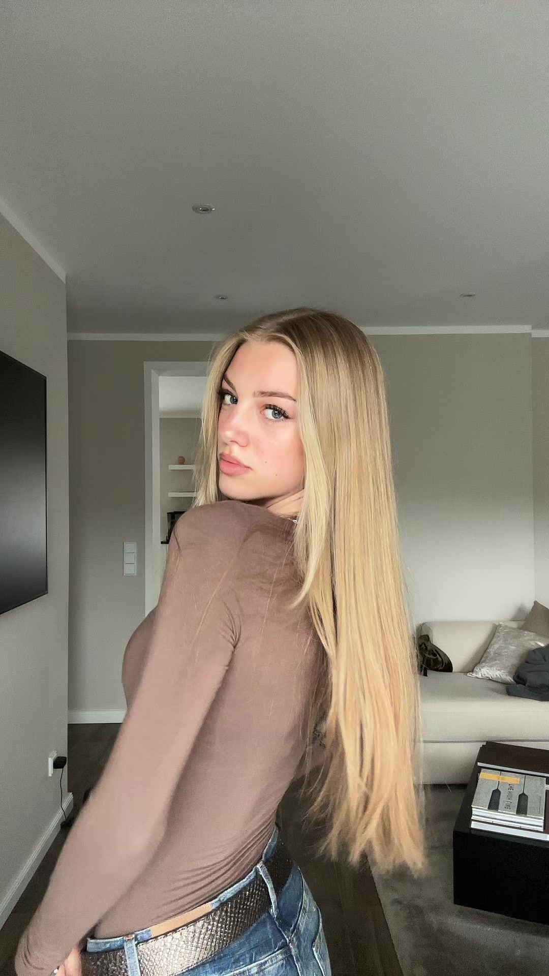 @Lenia