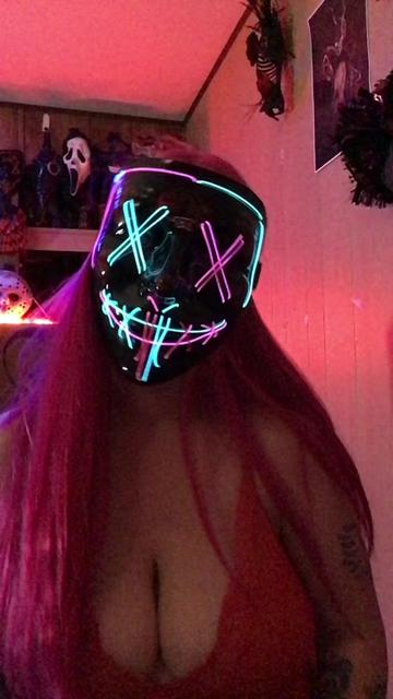 @horror queen 🧟♀️👑