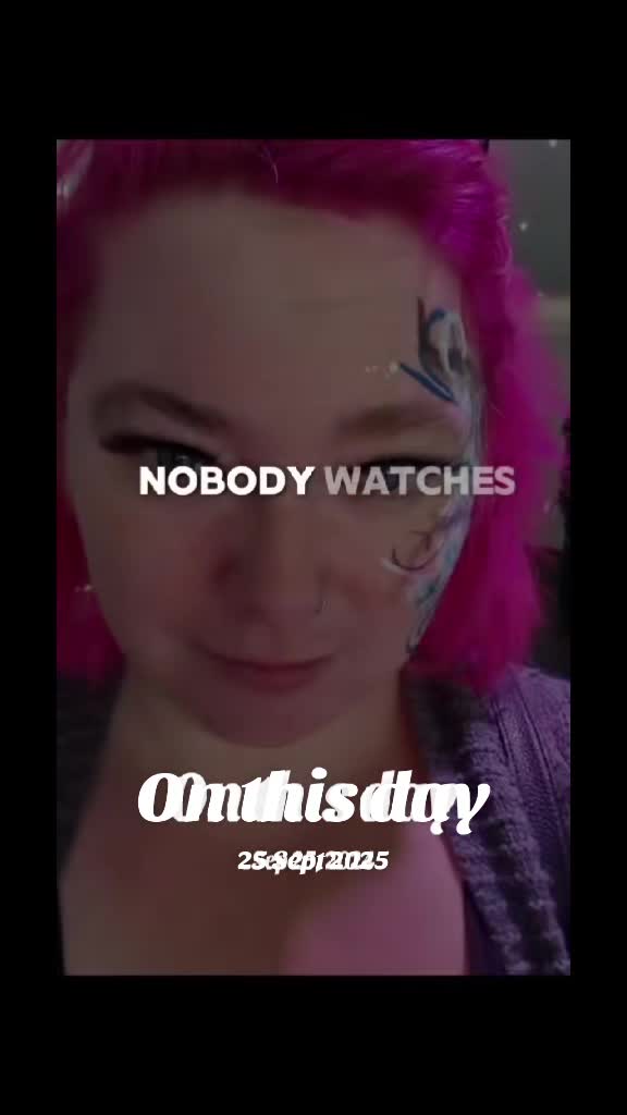 @queenpinkie