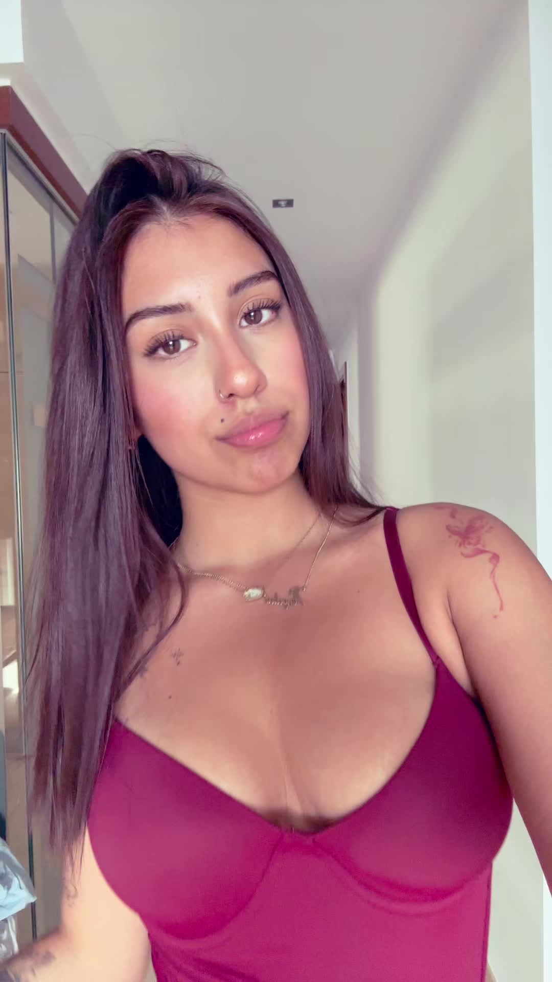 @laanyiyi ✨