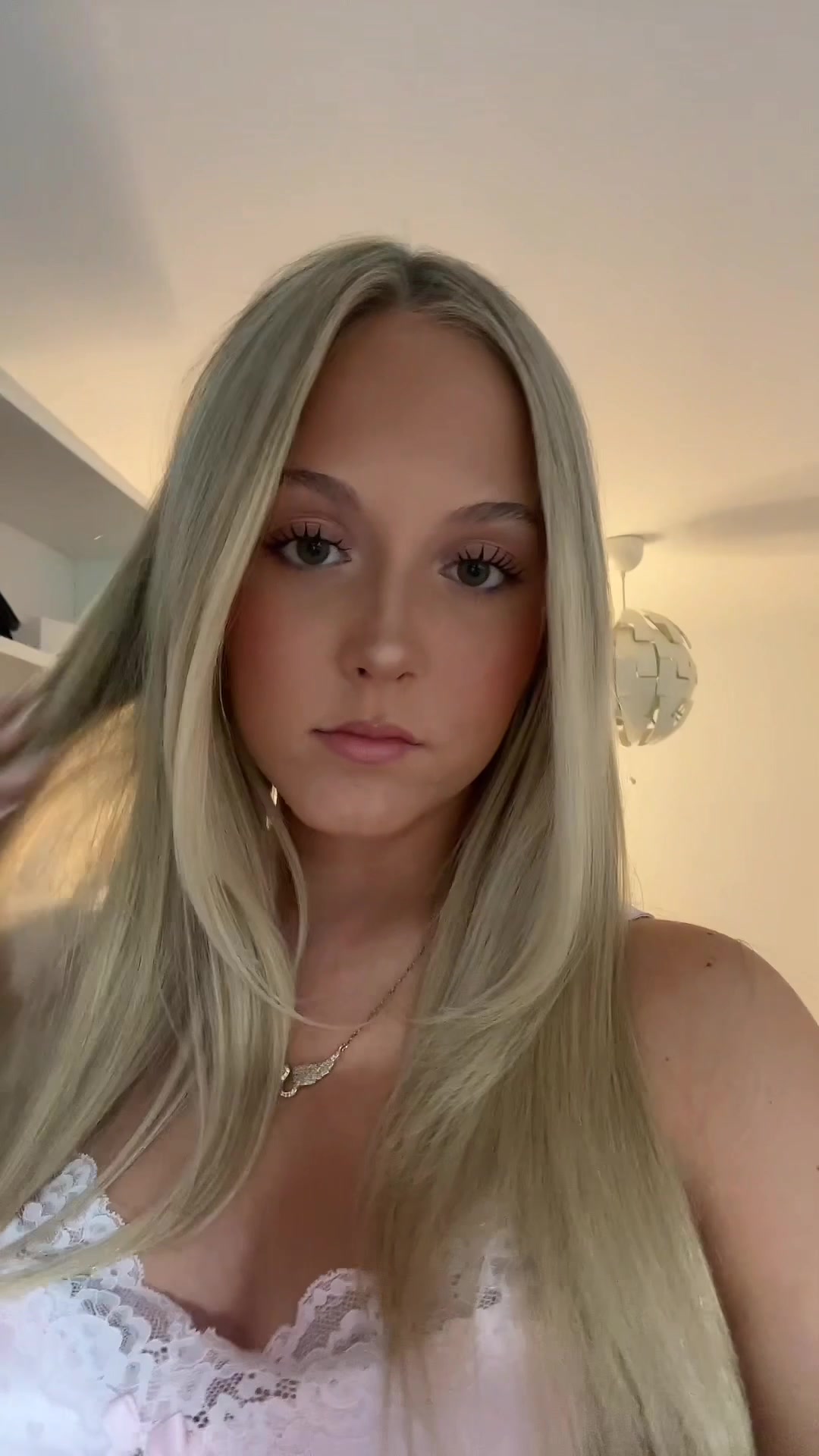 @ellazerhold