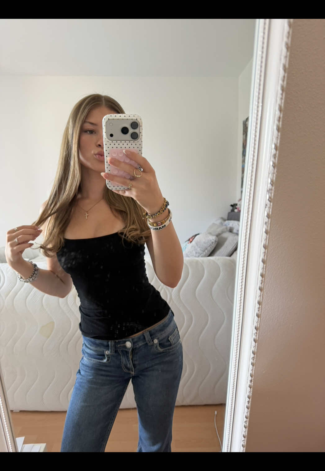 @ℒℯ𝓃𝒶