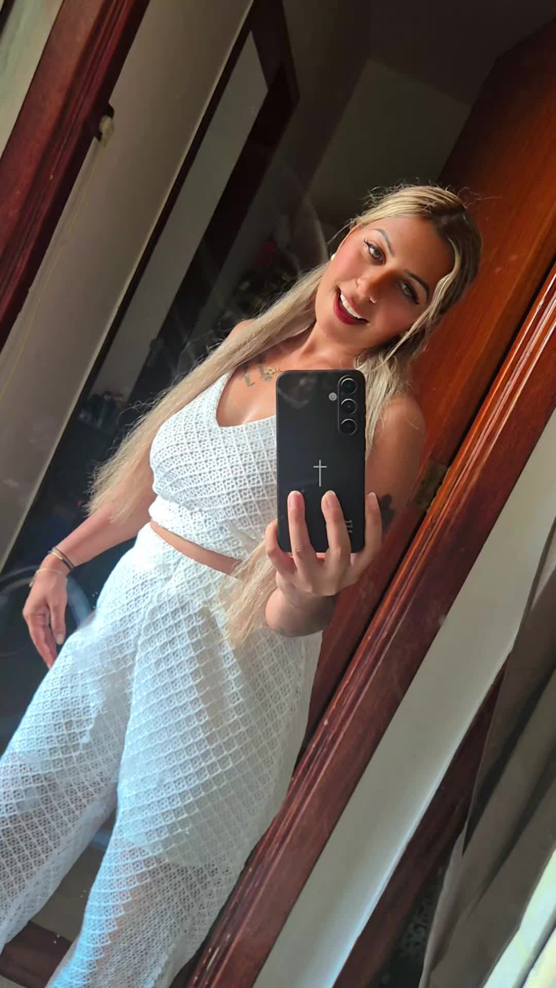 @Ani❤️