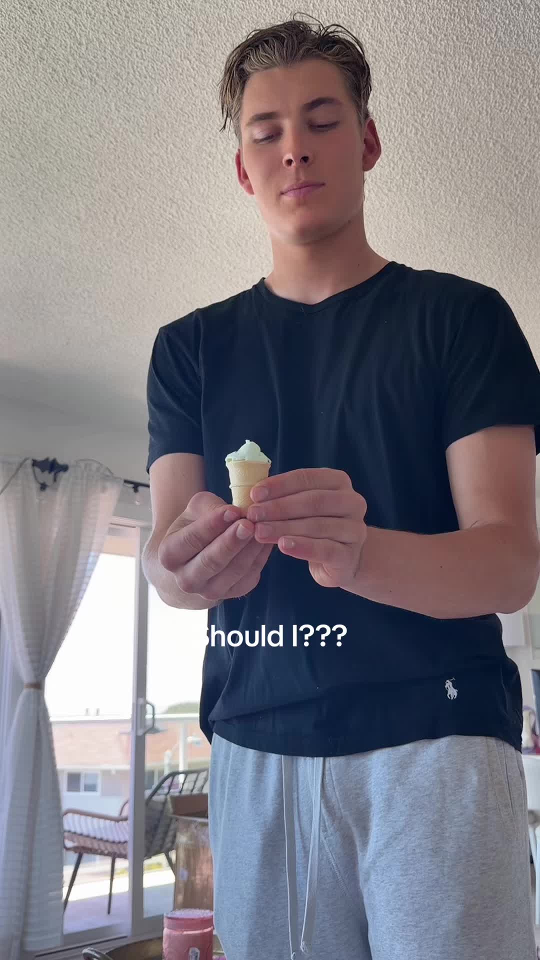 @maliburobinson