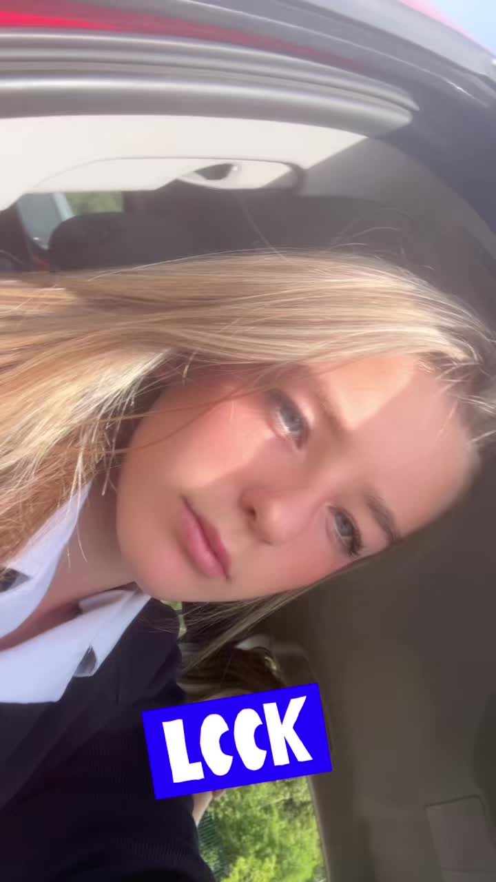 @𝐜𝐨𝐧𝐧𝐢𝐞🖤💸