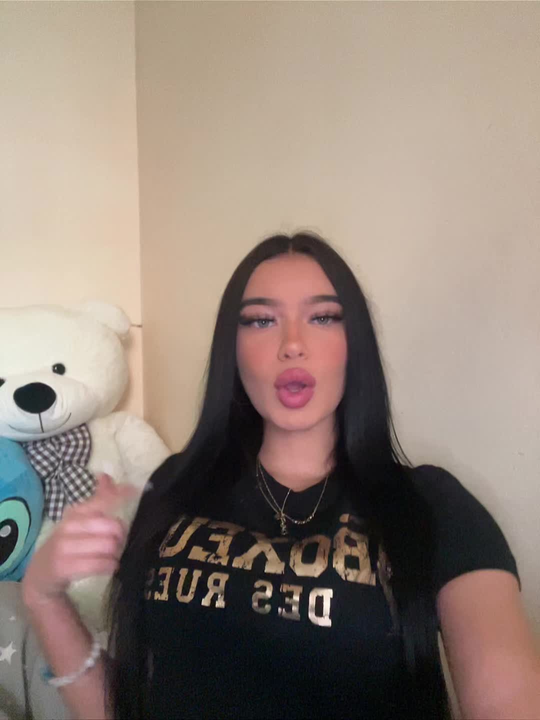 @𝔢𝔩𝔦𝔫𝔞