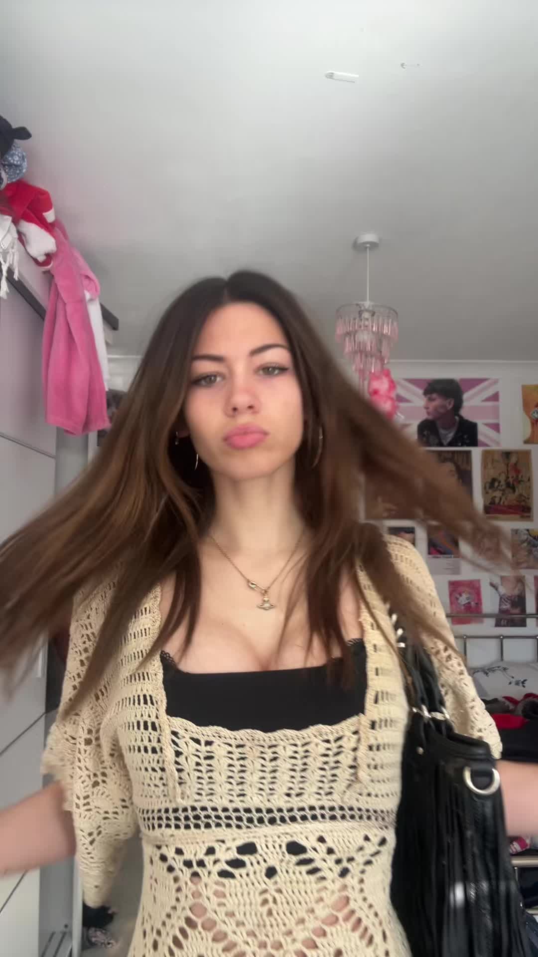 @Ellie