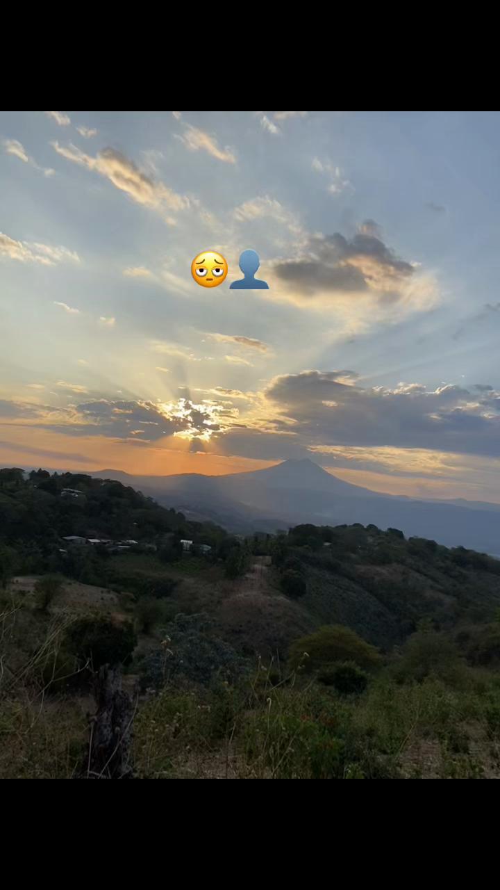 @emma_arevalo.0