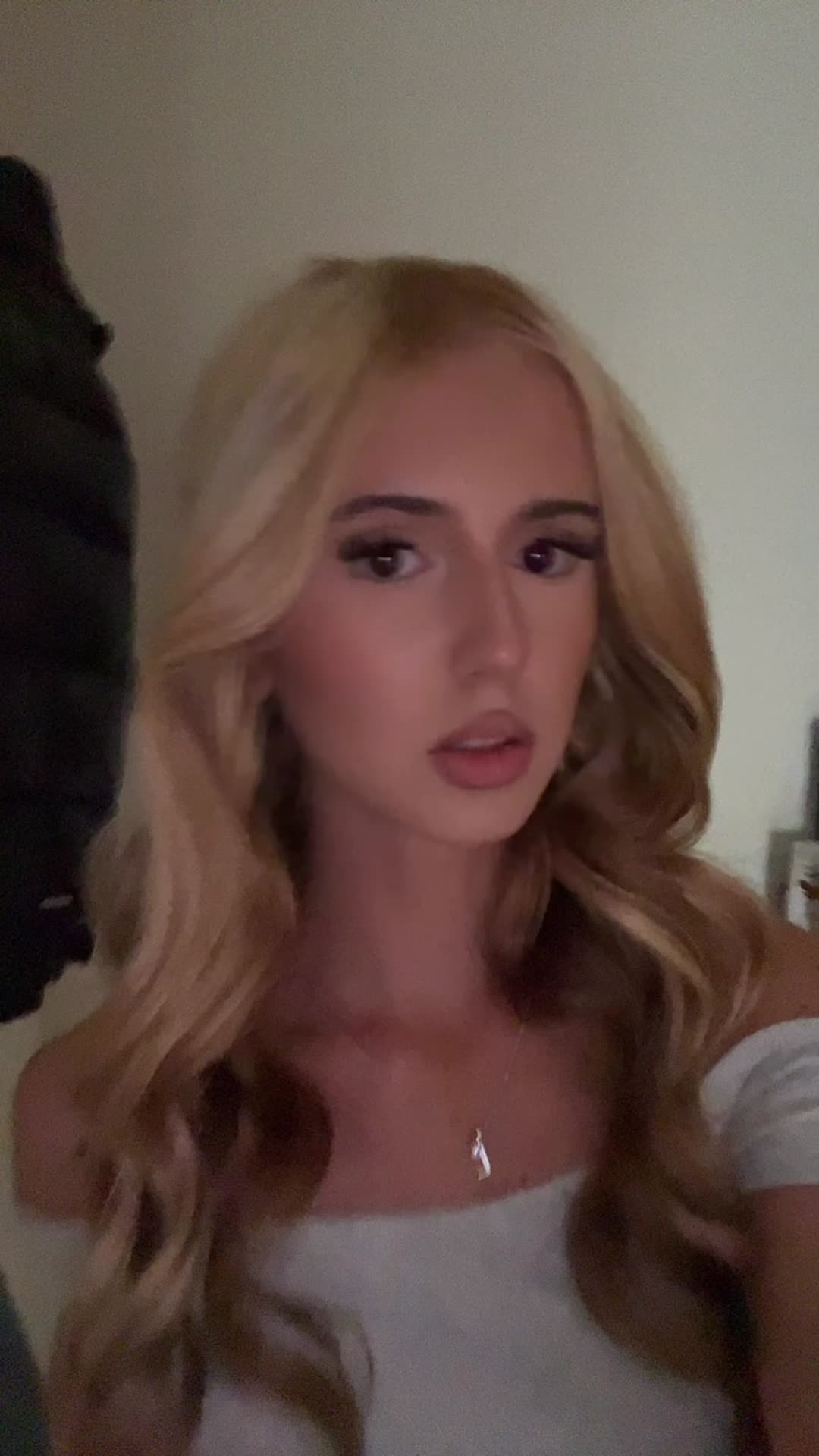 @lliusk4