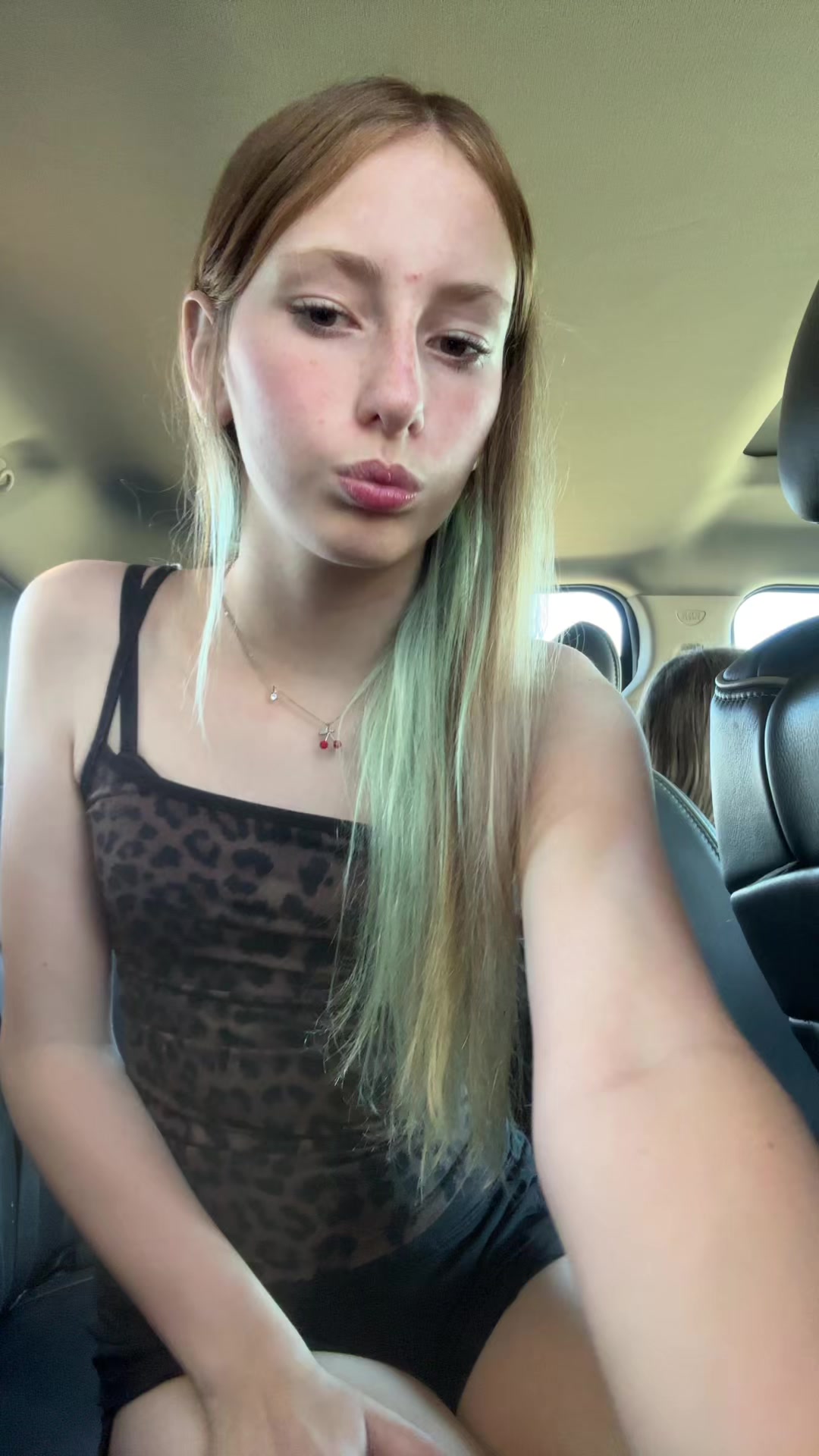 @ThatgirllJessa