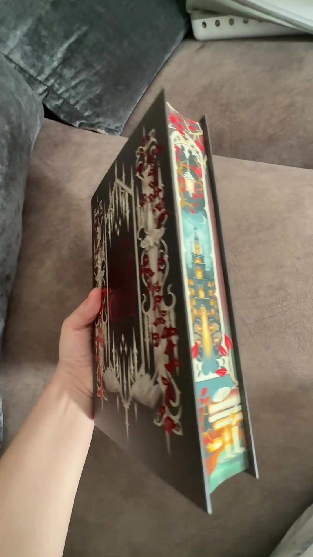 @📚 PlotTwistPixie 🧚♂️